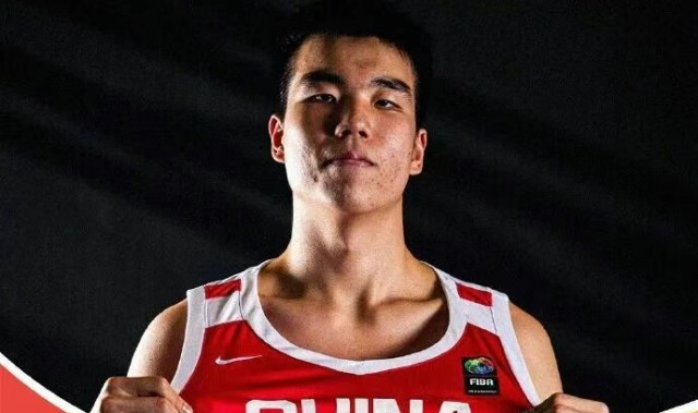 58分狂胜！中国男篮U16天才轰27+6+5+4，模板魔术瓦格纳